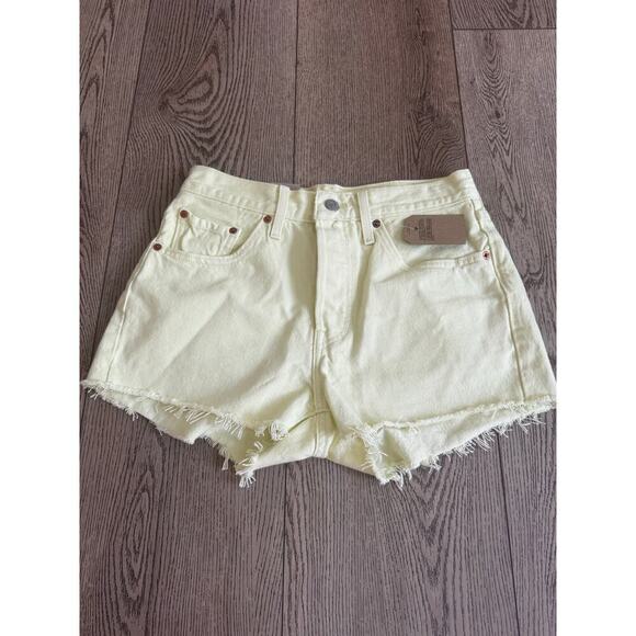 Levi’s 501 Butter Yellow Jean Shorts Size 27 - Picture 2 of 4